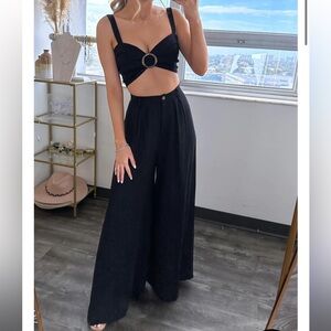 Black crop top and linen black pant set small